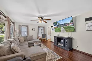 3049 S 31st St, Milwaukee, WI 53215 - Photo 12