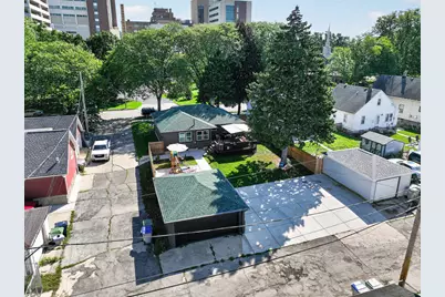 3049 S 31st St, Milwaukee, WI 53215 - Photo 32
