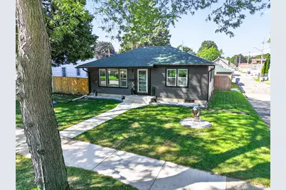 3049 S 31st St, Milwaukee, WI 53215 - Photo 2