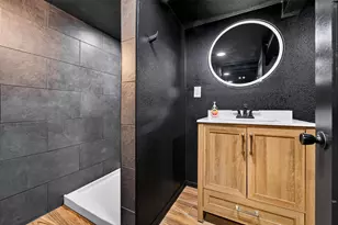 3049 S 31st St, Milwaukee, WI 53215 - Photo 26