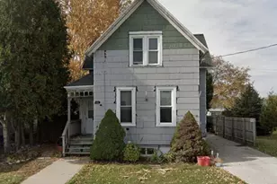 616 S 18th St, Manitowoc, WI 54220 - Photo 1