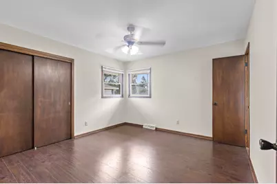 3140 S 107th St, West Allis, WI 53227 - Photo 16