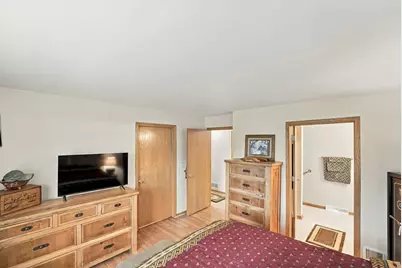 609  Park Dr, Racine, WI 53185 - Photo 14