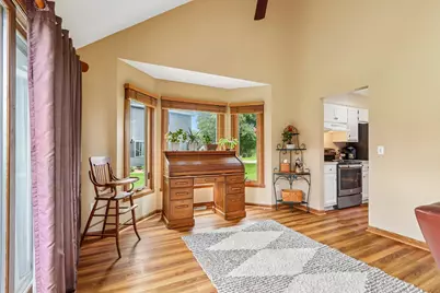 N103W17395  Whitetail Run, Germantown, WI 53022 - Photo 6