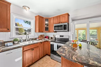 3003 N 78th St, Milwaukee, WI 53222 - Photo 10