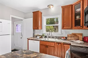 3003 N 78th St, Milwaukee, WI 53222 - Photo 12