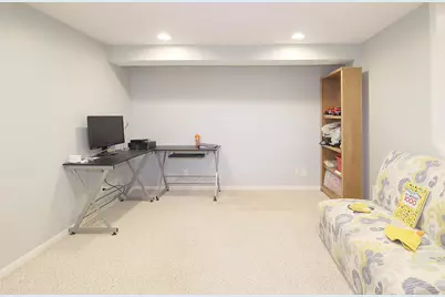 10205 N Kenilworth Cir, Mequon, WI 53092 - Photo 26