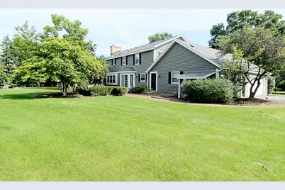 10205 N Kenilworth Cir, Mequon, WI 53092 - Photo 32