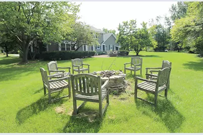 10205 N Kenilworth Cir, Mequon, WI 53092 - Photo 30