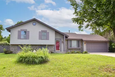 8969 W Hustis St, Milwaukee, WI 53224 - Photo 8