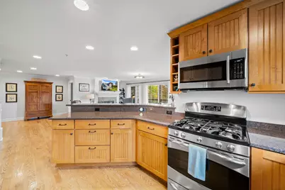 933  Scotland Dr #9-64, Geneva, WI 53147 - Photo 8
