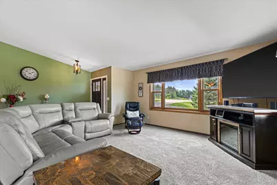 W255S6620  Oakdale Dr, Vernon, WI 53189 - Photo 4