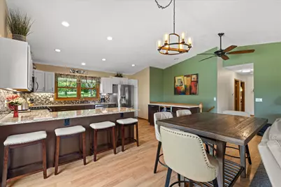 W255S6620  Oakdale Dr, Vernon, WI 53189 - Photo 6