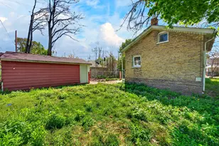 1611 N Wisconsin St, Racine, WI 53402 - Photo 28