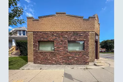 7234 W Becher St, West Allis, WI 53219 - Photo 2