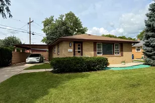 1014 Fairway Dr, Racine, WI 53405 - Photo 1