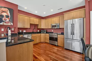 1052 Stratford Ct, Racine, WI 53406 - Photo 8