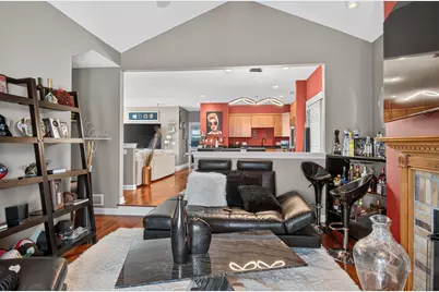 1052  Stratford Ct #201, Racine, WI 53406 - Photo 12