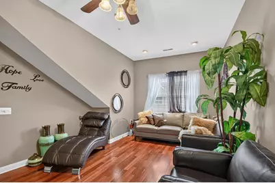 1052  Stratford Ct #201, Racine, WI 53406 - Photo 16