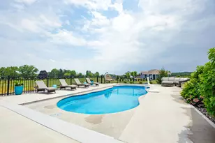 4268 S Woodcrest Ridge Dr, West Bend, WI 53095 - Photo 50