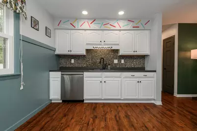 1261  Aldoro Dr, Waukesha, WI 53188 - Photo 10