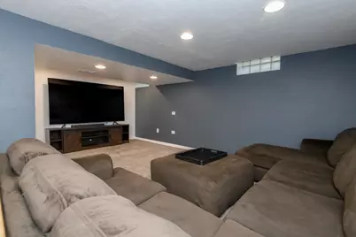 1261  Aldoro Dr, Waukesha, WI 53188 - Photo 24