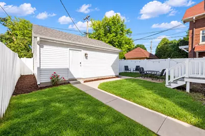 3909 N Farwell Ave, Shorewood, WI 53211 - Photo 14