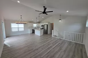 N3392 Narcissus Rd, Geneva, WI 53147 - Photo 6