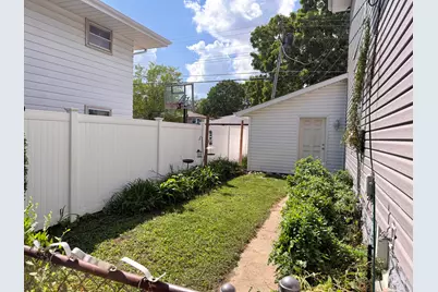 3825 S 84th St, Milwaukee, WI 53228 - Photo 24