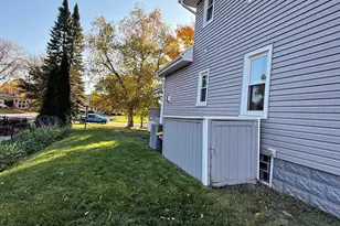 3825 S 84th St, Milwaukee, WI 53228 - Photo 24