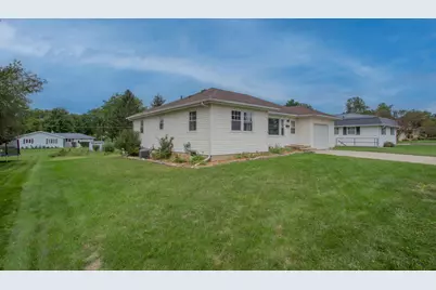 315  Edison St, Waterloo, WI 53594 - Photo 4