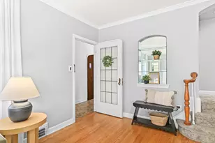 616 N 104th St, Wauwatosa, WI 53226 - Photo 4