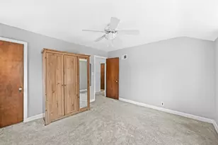 616 N 104th St, Wauwatosa, WI 53226 - Photo 32