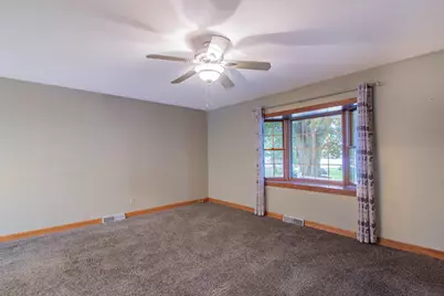 310 S Concord Ave, Watertown, WI 53094 - Photo 14