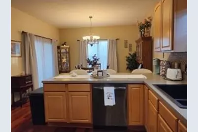 2024  Grove Ave, Racine, WI 53405 - Photo 12