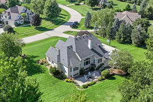 261 Steeple Pointe Cir, Delafield, WI 53018 - Photo 56
