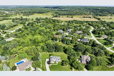 261  Steeple Pointe Cir, Delafield, WI 53018 - Photo 60