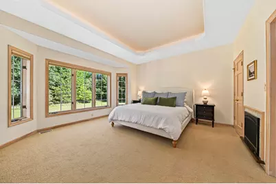 261  Steeple Pointe Cir, Delafield, WI 53018 - Photo 28