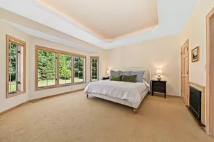 261 Steeple Pointe Cir, Delafield, WI 53018 - Photo 28