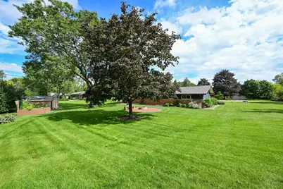 4445 N 135th St, Brookfield, WI 53005 - Photo 32
