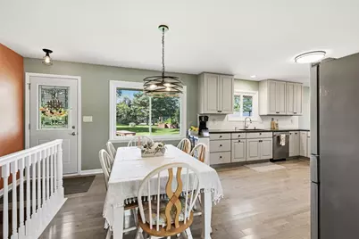 4445 N 135th St, Brookfield, WI 53005 - Photo 8