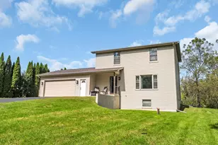 W6860 Wood Ave, Walworth, WI 53115 - Photo 4