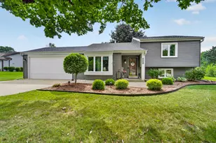 1248 Timber Ridge, Pewaukee, WI 53072 - Photo 1