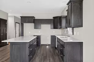 302 London Ln, Rockland, WI 54653 - Photo 6