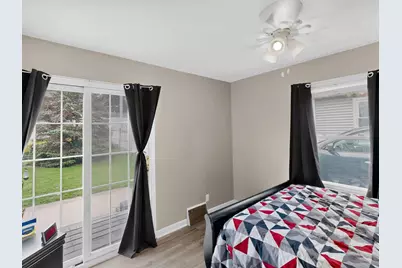 6829 W Arthur Ave, West Allis, WI 53219 - Photo 6