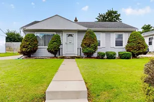 6829 W Arthur Ave, West Allis, WI 53219 - Photo 2