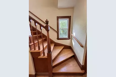 5640 N 33rd St, Milwaukee, WI 53209 - Photo 8