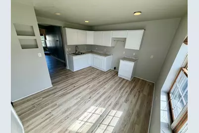 3633 E Martin Ave, Cudahy, WI 53110 - Photo 2