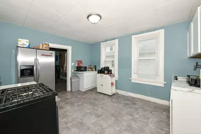 5233 N 38th St, Milwaukee, WI 53209 - Photo 10