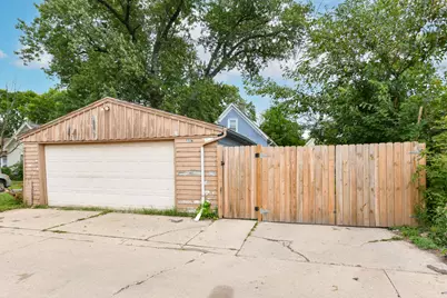 5233 N 38th St, Milwaukee, WI 53209 - Photo 18
